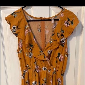 Xhilaration yellow orange sundress flowers size medium